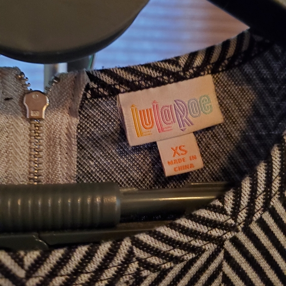 Dress - Picture 2 of 3